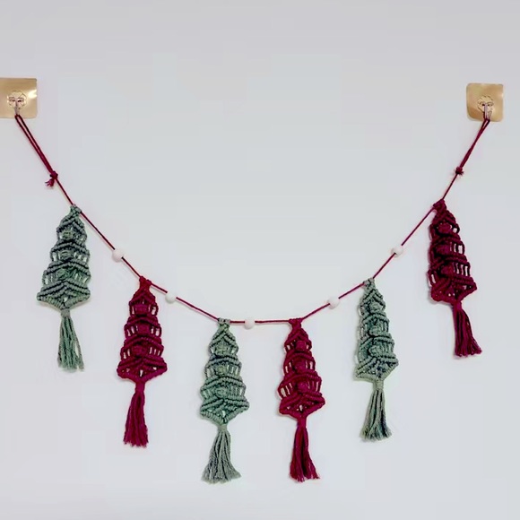 Soul Embellishment’s™️ Handcrafted Macrame Christmas Tree Wall Hanging - Picture 6 of 11